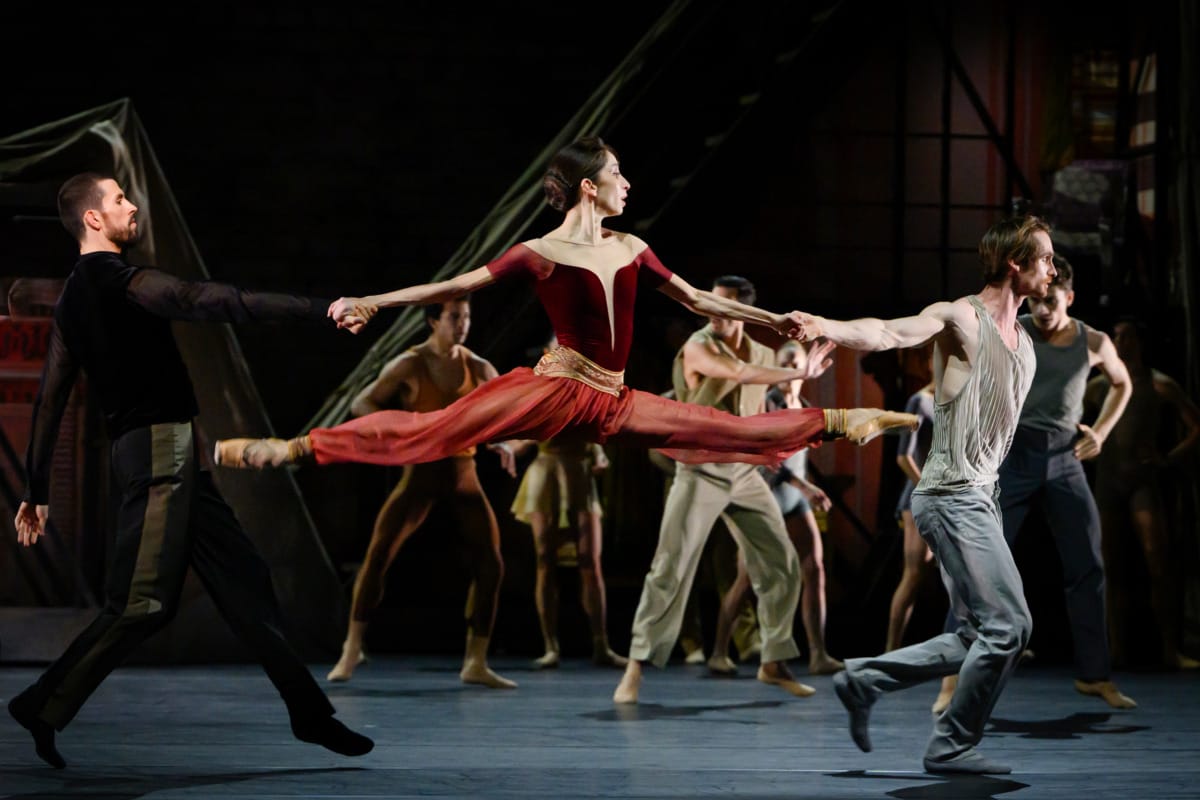 Szene aus Ma Bayadère der Ballets de Monte-Carlo