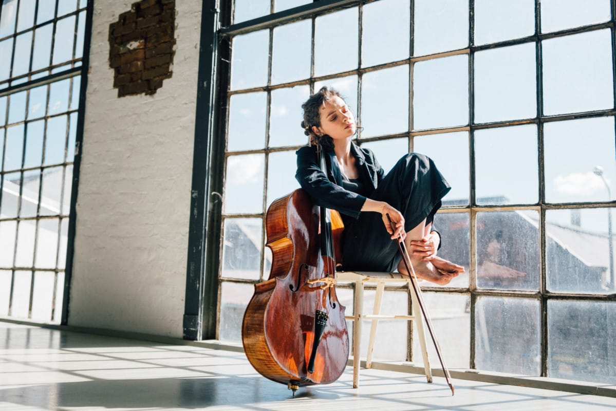 Anastasia Kobekina mit Cello