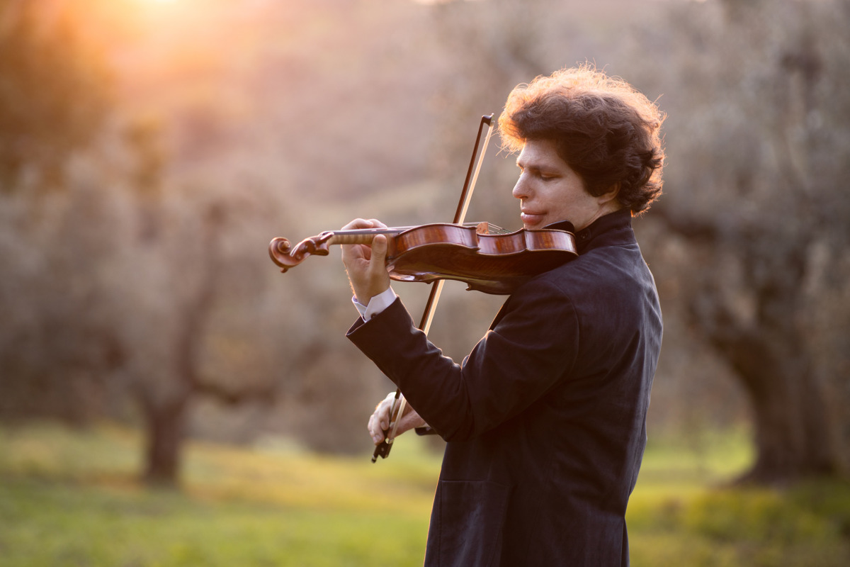 Copyright: Suxiao Yang Augustin Hadelich