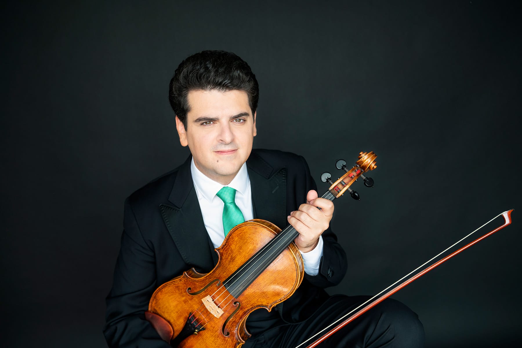 Michael Barenboim mit Geige