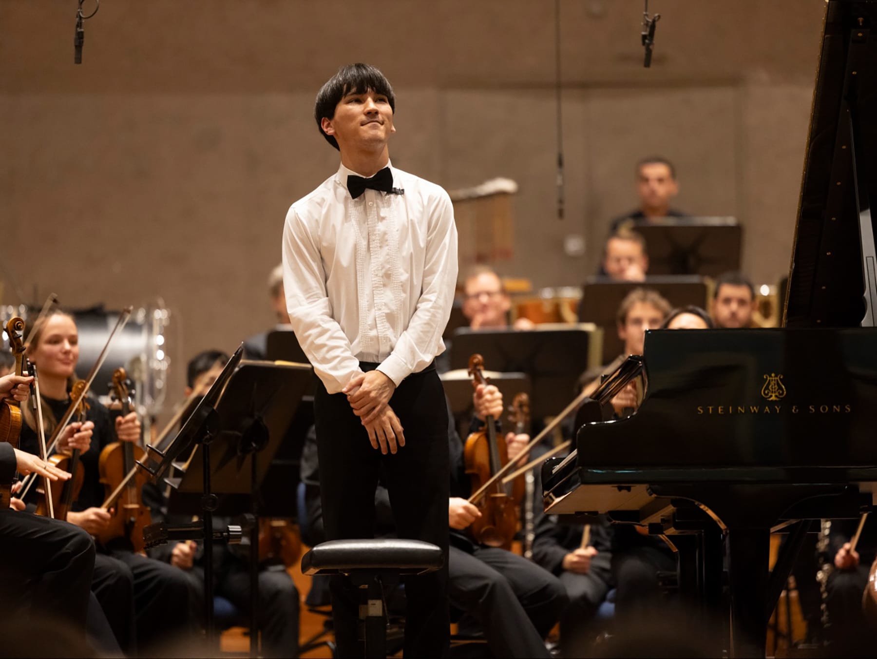 Elias Ackerley Bilddarstellung von Pianist Elias Ackerley